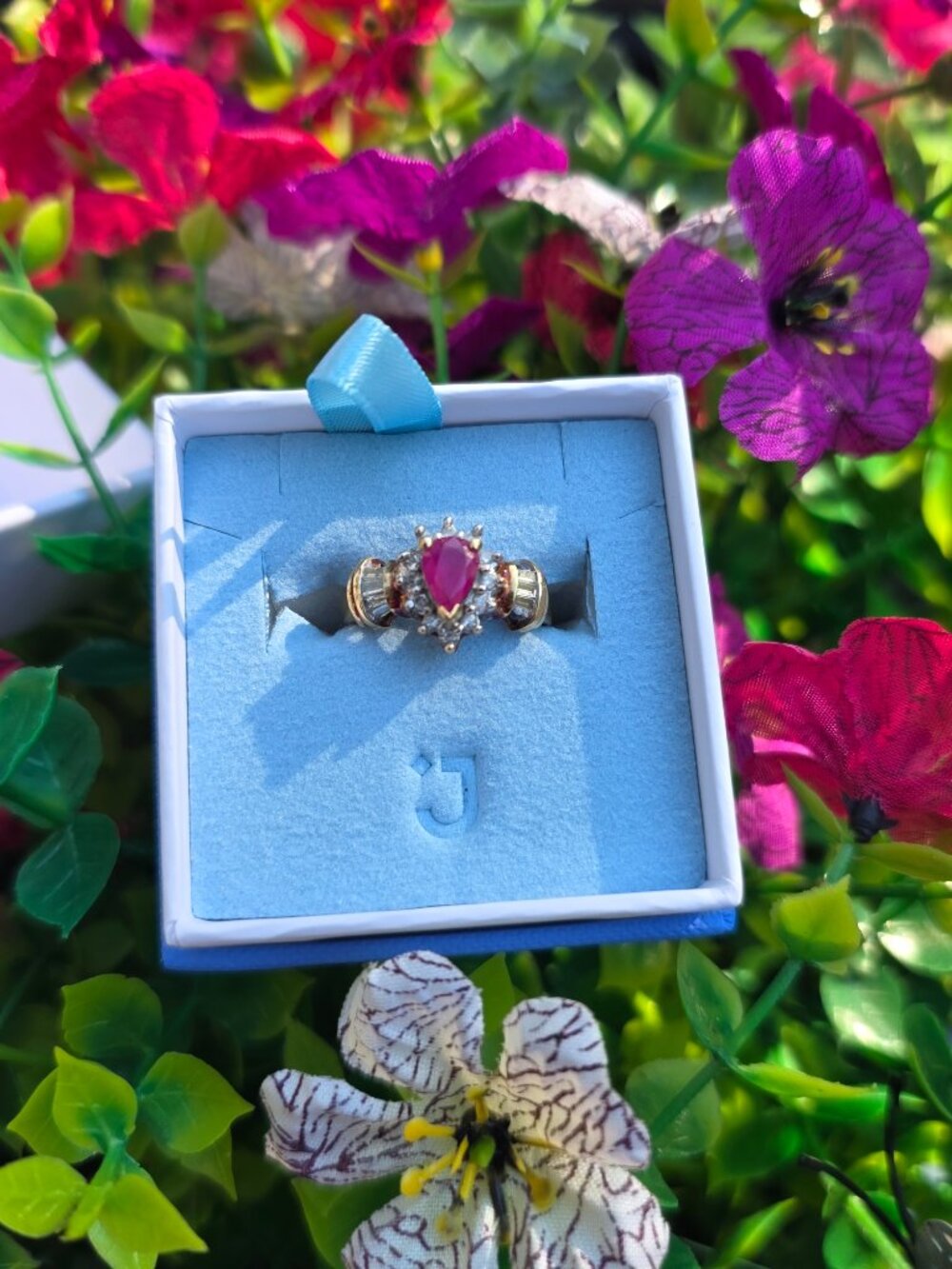 ring - Picture 2 of 4